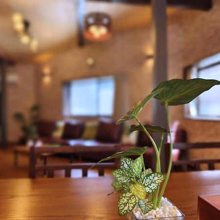 清潔#快適#広々なんば駅徒歩8分#9名宿泊可#Wi-Fiswitch#大画面tv Ōsaka Extérieur photo